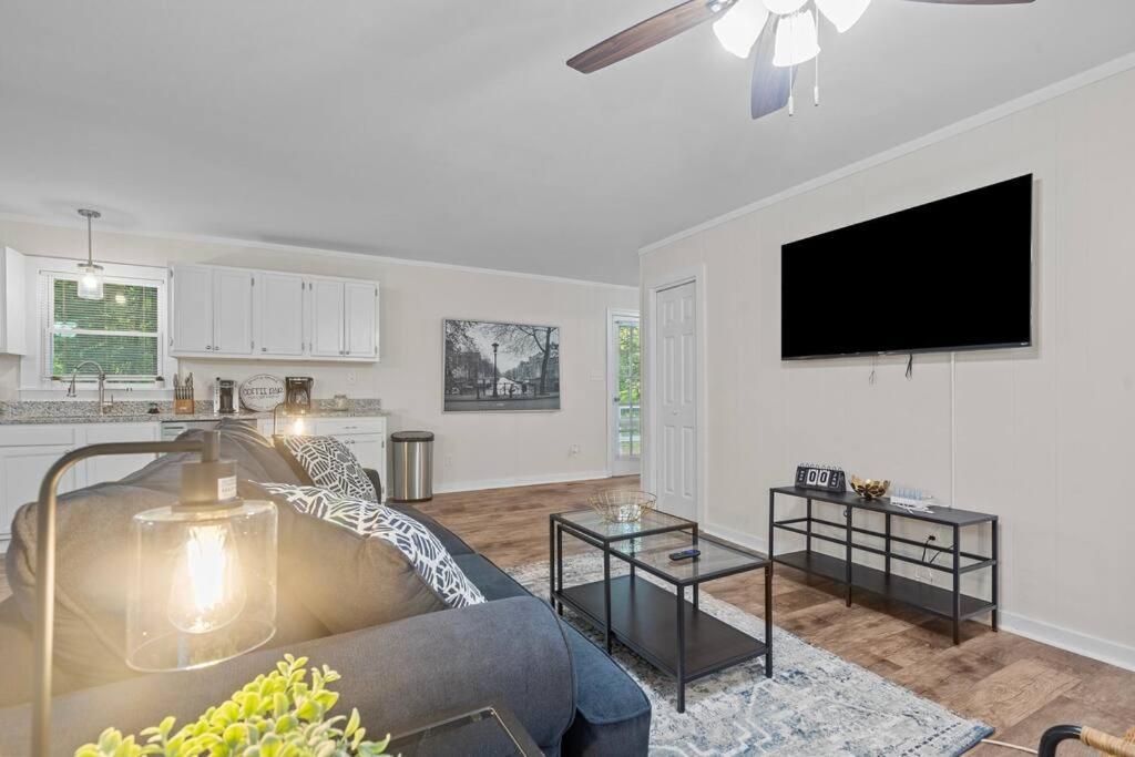 Spacious Home- Near Airport, Crabtree Mall & Food Raleigh Eksteriør billede